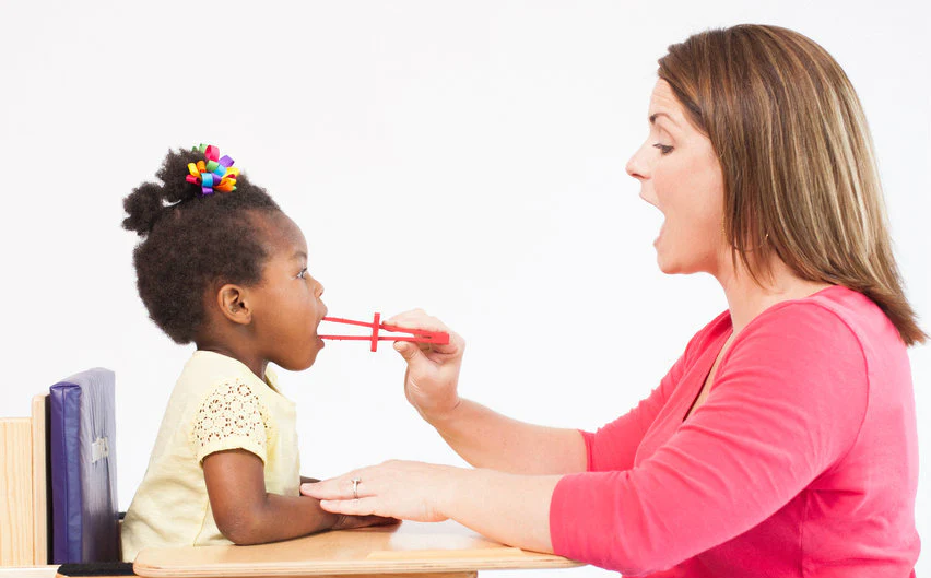 talktools jaw exerciser set esposizione clinica dimostrazione pazienti terapia miofunzionale logopedia materiale