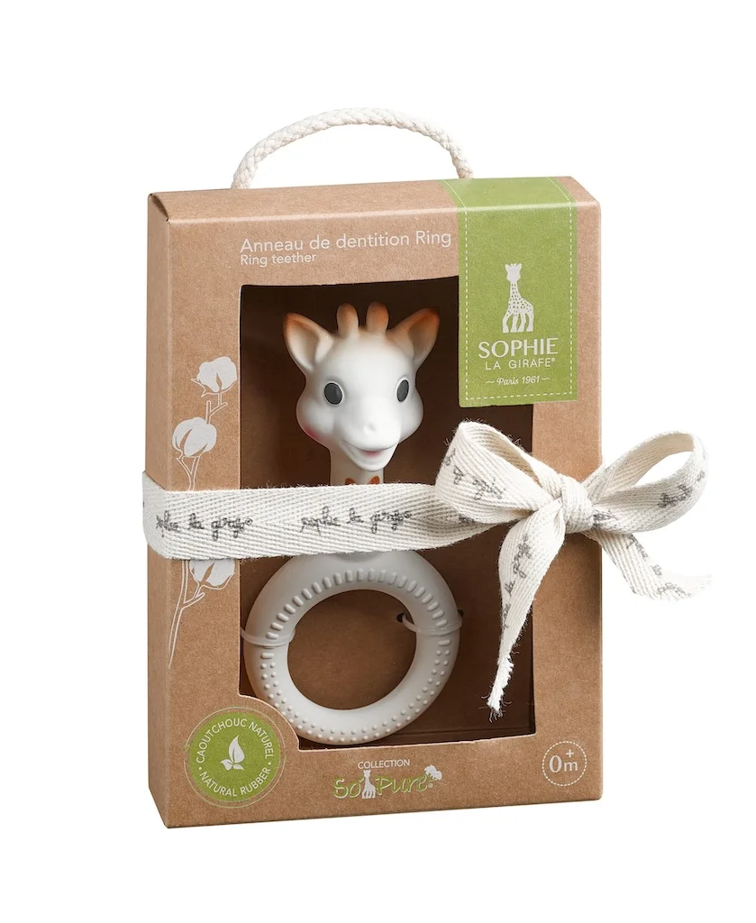 Sustainable baby teething toy Sophie la girafe