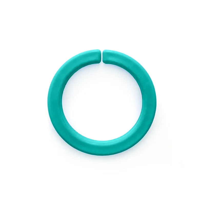 Bracciali masticabili – versioni liscia e testurizzata affiancate